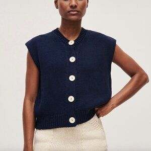 NWOT Babaa Vest No26 Navy